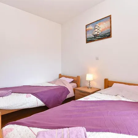 Apartment Bright In Medulin